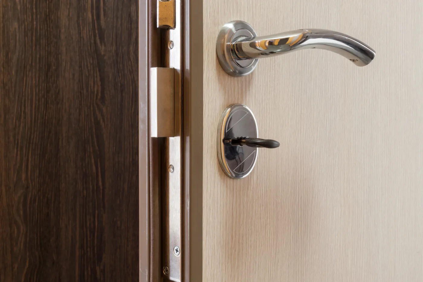 Cylindre à clé d'une porte d'entrée dépannée à Brunoy